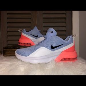 Nike Air max motion 2 sneakers